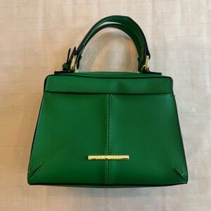 🚚 Moving sale 🚚 Steve Madden Convertible Crossbody Satchel